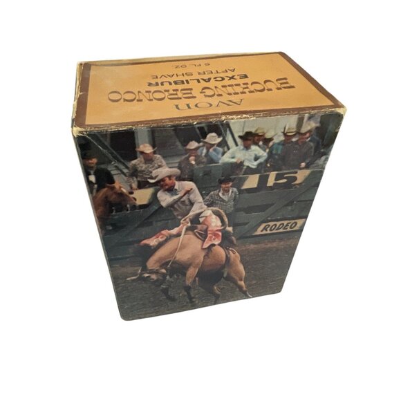 Avon Bucking Bronco Western Cowboy  After Shave 5 Fl Oz Bottle With Gold Cowboy - Picture 3 of 11